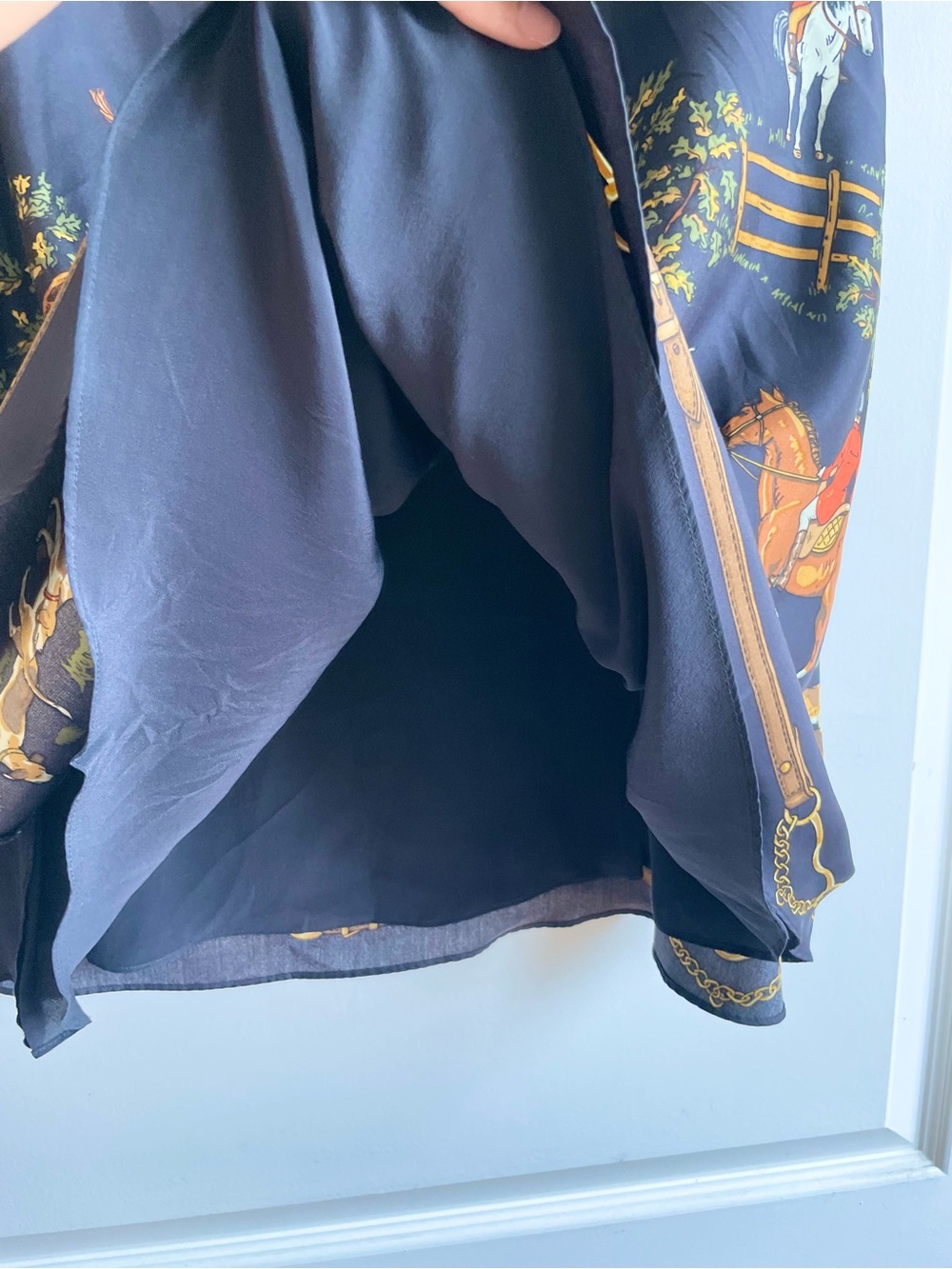 J Crew Vintage Riding To Hounds Equestrian Silk Skirt Size 8 EXCELLENT - Picture 4 of 7